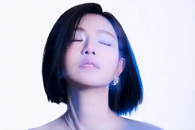 自己的状态证明冷暴力离婚的决定没有错尊龙凯时APP离婚不到一个月陈晓用(图1)