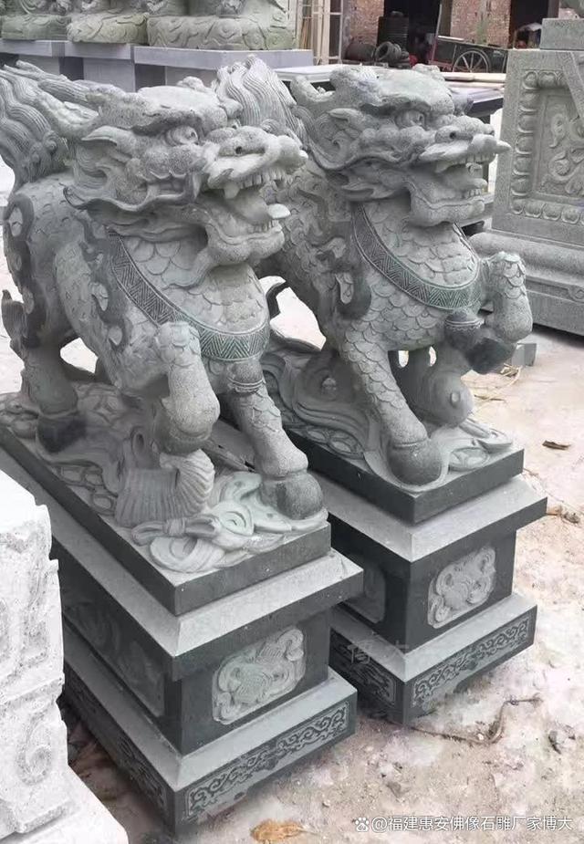 位置详解：最佳摆放点与注意事项尊龙AG人生就是博石雕麒麟安放(图2)