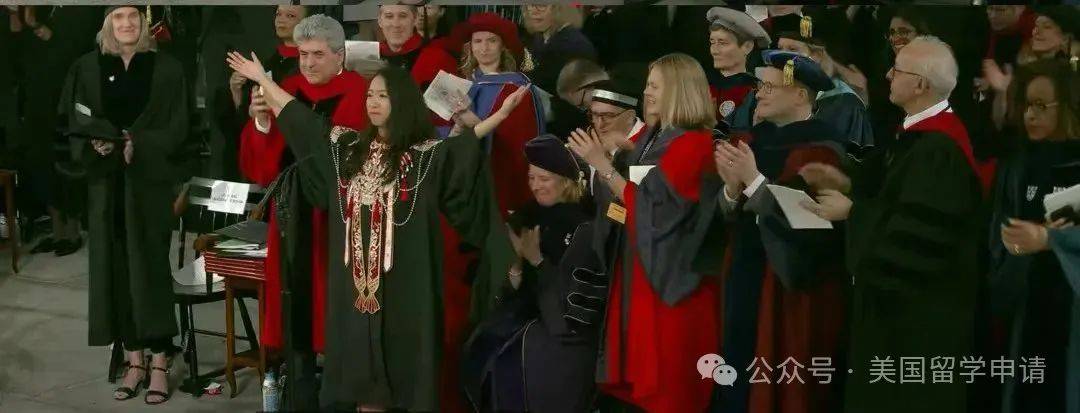 的中国女生蒋雨融来自青岛英高毕业本科就读